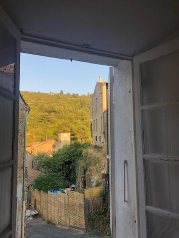 Chez Tatie Menie Bed & Breakfast Fraisse-des-Corbieres Exterior photo
