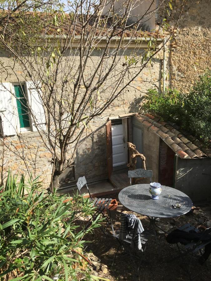 Chez Tatie Menie Bed & Breakfast Fraisse-des-Corbieres Exterior photo